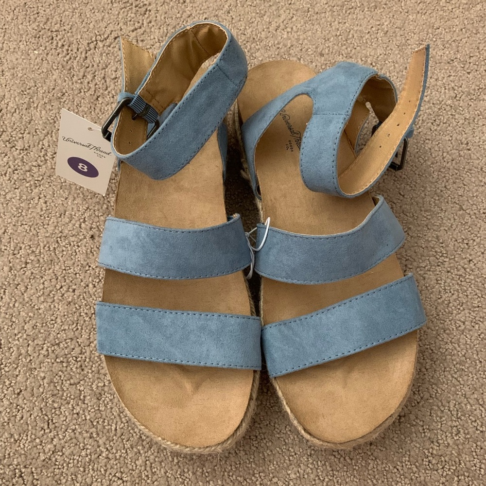 Universal Thread Sandals